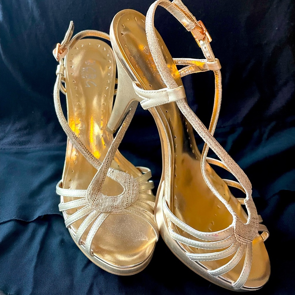 Gold strappy